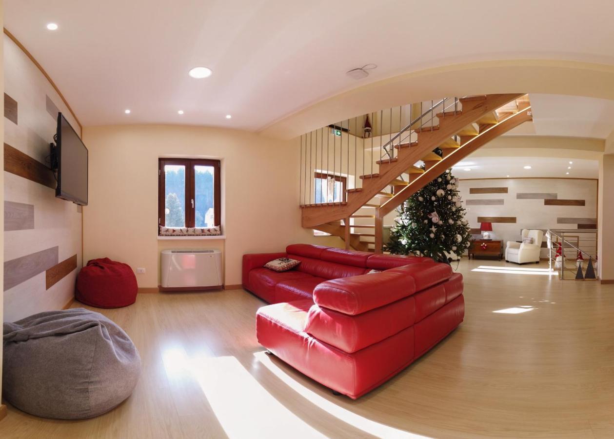 Abete Bianco - Albergo del Natale Camigliatello Silano Exterior foto